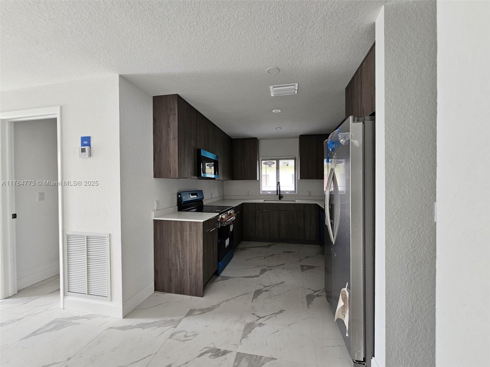 MAJOR-ROLLE ADD TO POMPAN - Residential