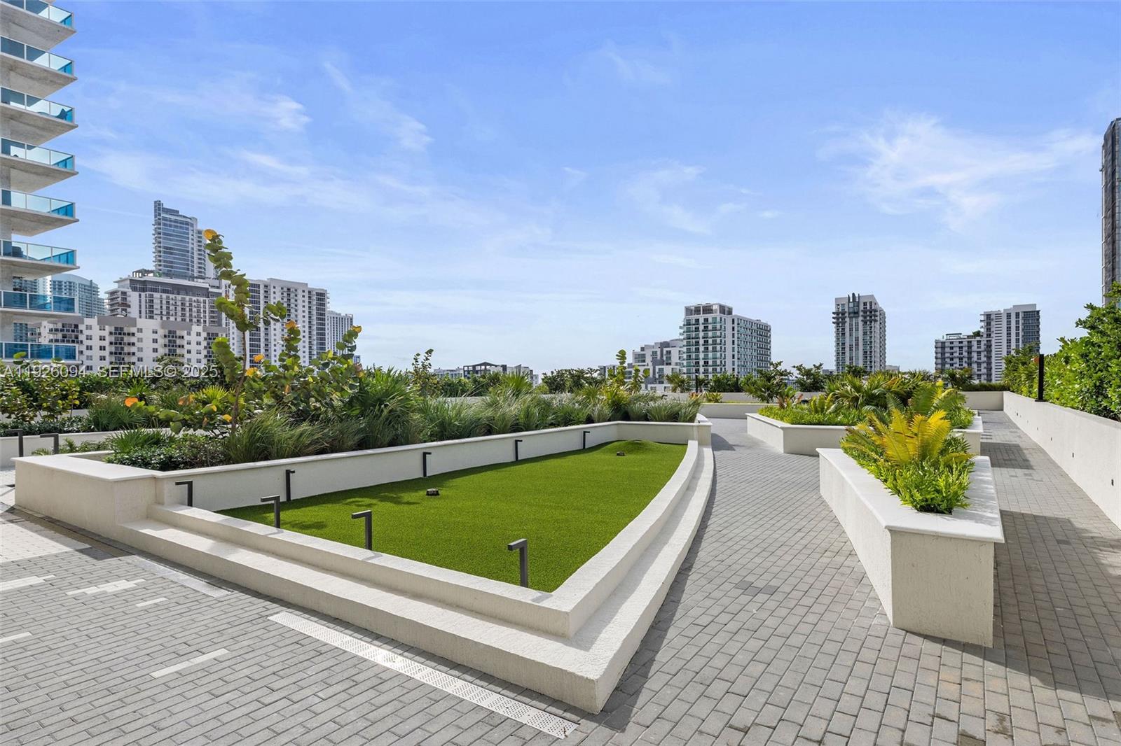 ONYX ON THE BAY CONDO - Residential