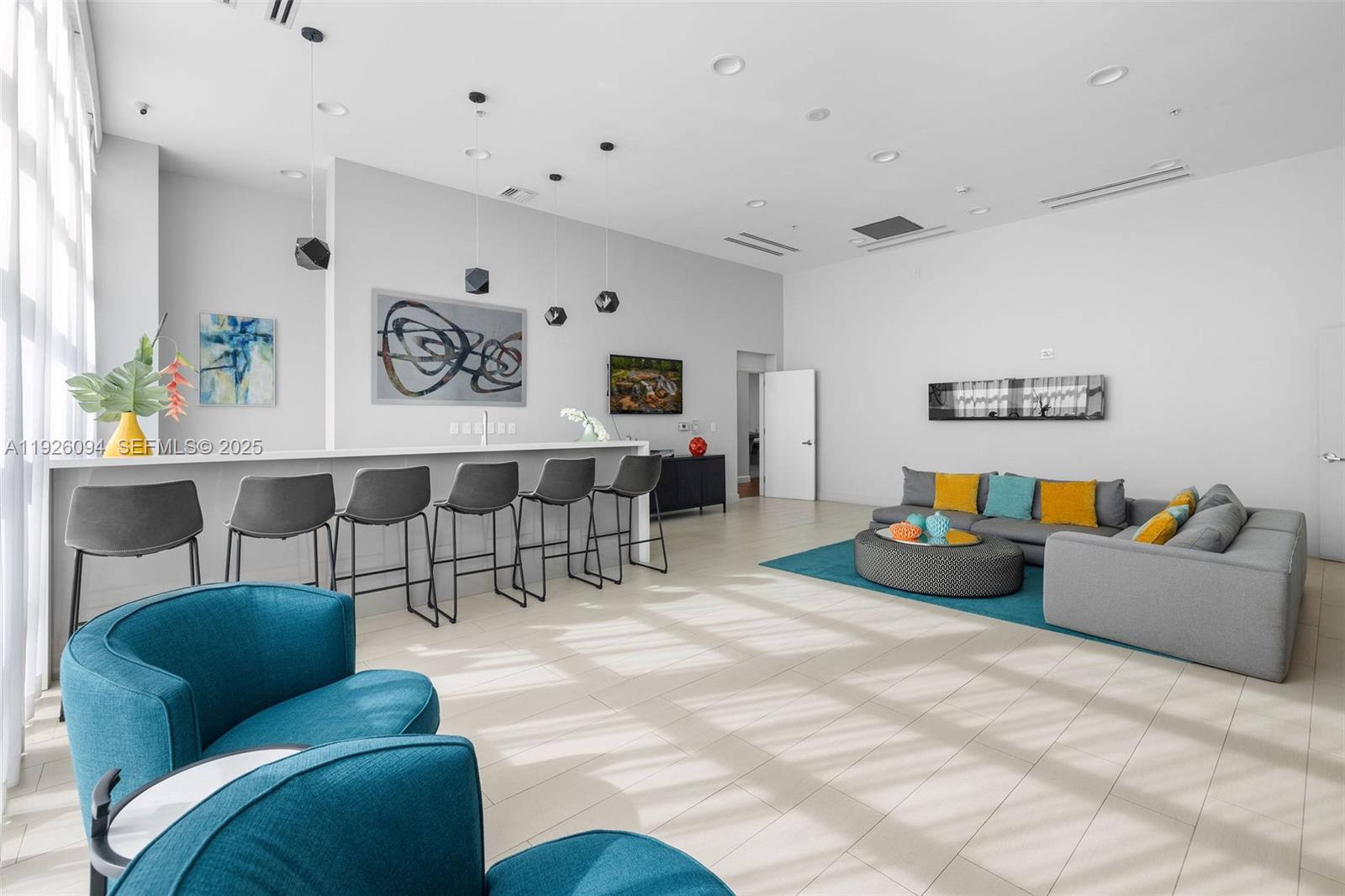 ONYX ON THE BAY CONDO - Residential