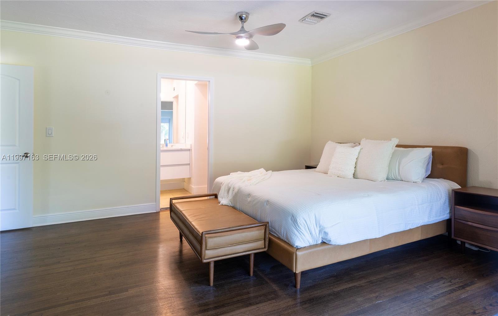 COUNTRY CLUB ESTATES SEC - Residential