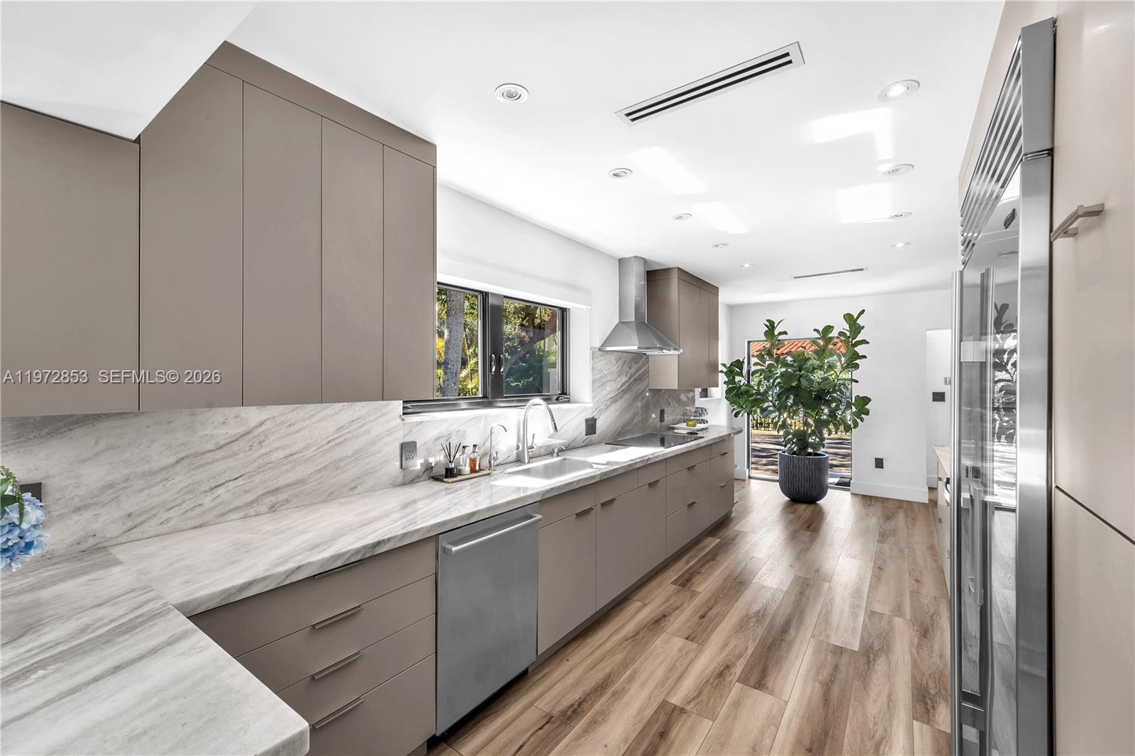 C GAB COUNTRY CLUB SEC 5 - Residential