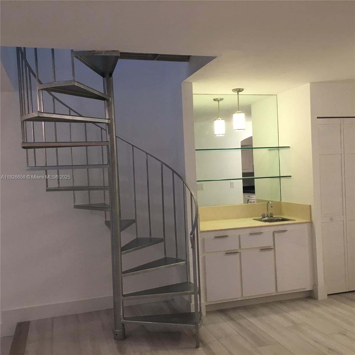 2180 Brickell Ave 8