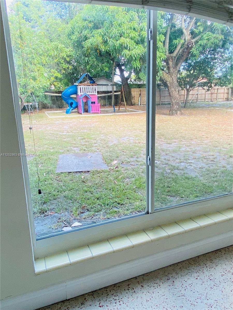 COMFORT GARDENS 1ST ADDN - Residential Lease