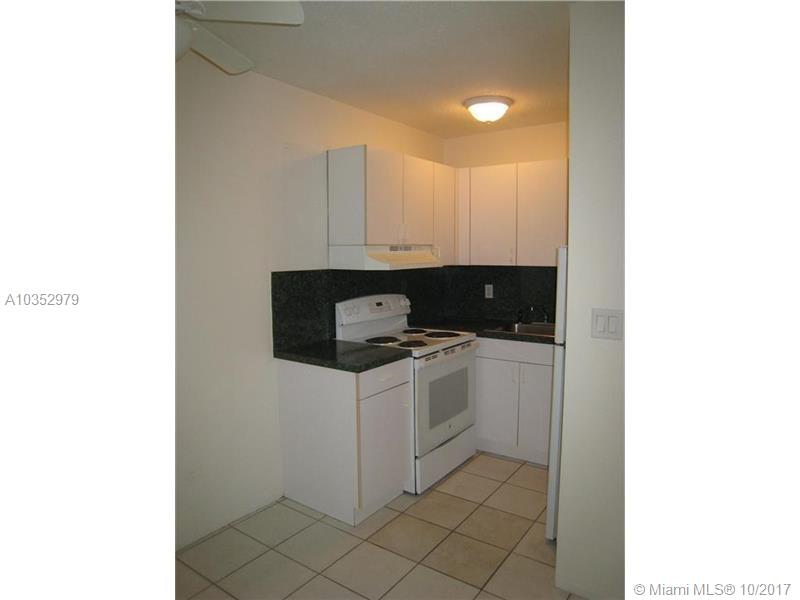 EVERGLADE LAND SALES CO F - Residential Lease