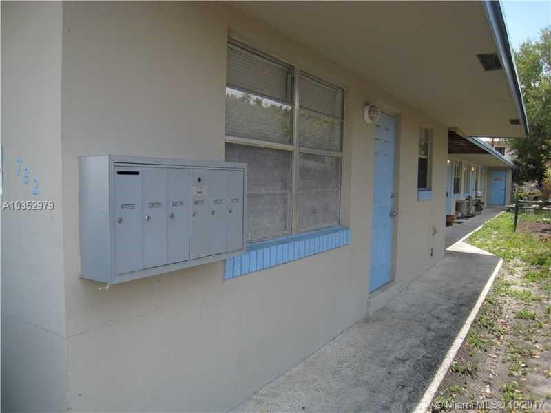 EVERGLADE LAND SALES CO F - Residential Lease