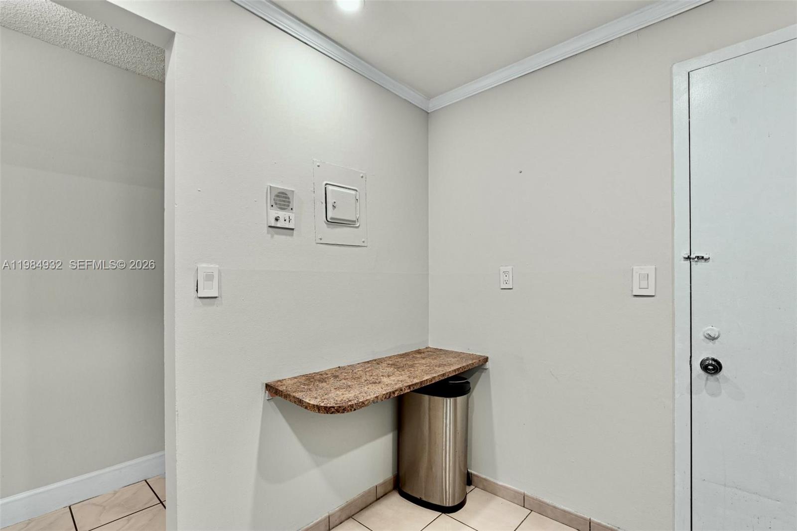 DIXIANA CONDO - Residential