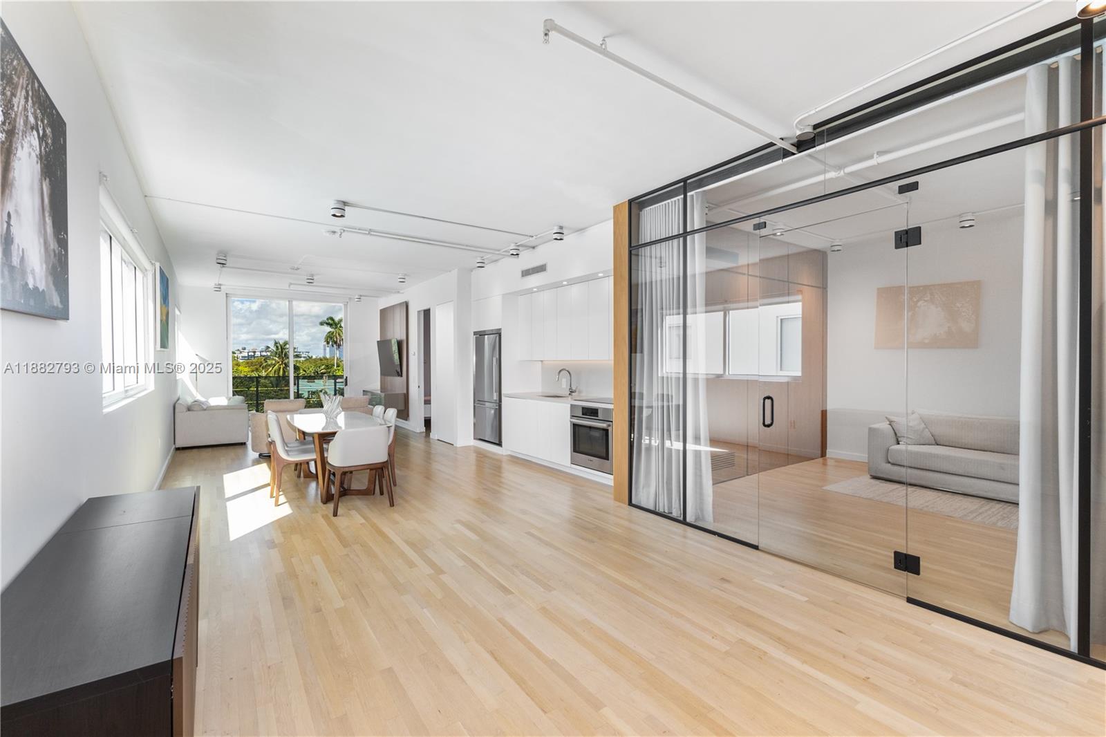 THE MONTCLAIR CONDO - Residential