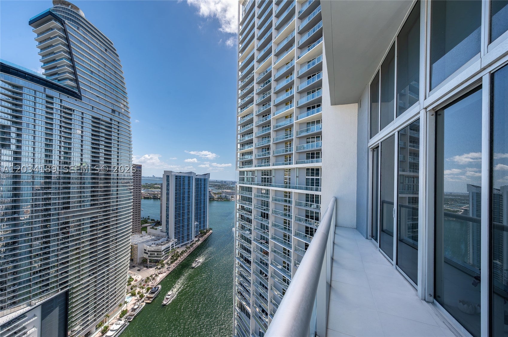 475 Brickell Ave 4115