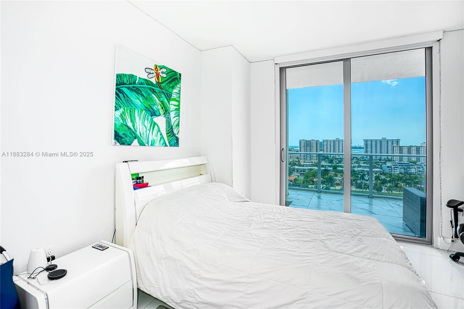 PARQUE TOWERS CONDO - Residential