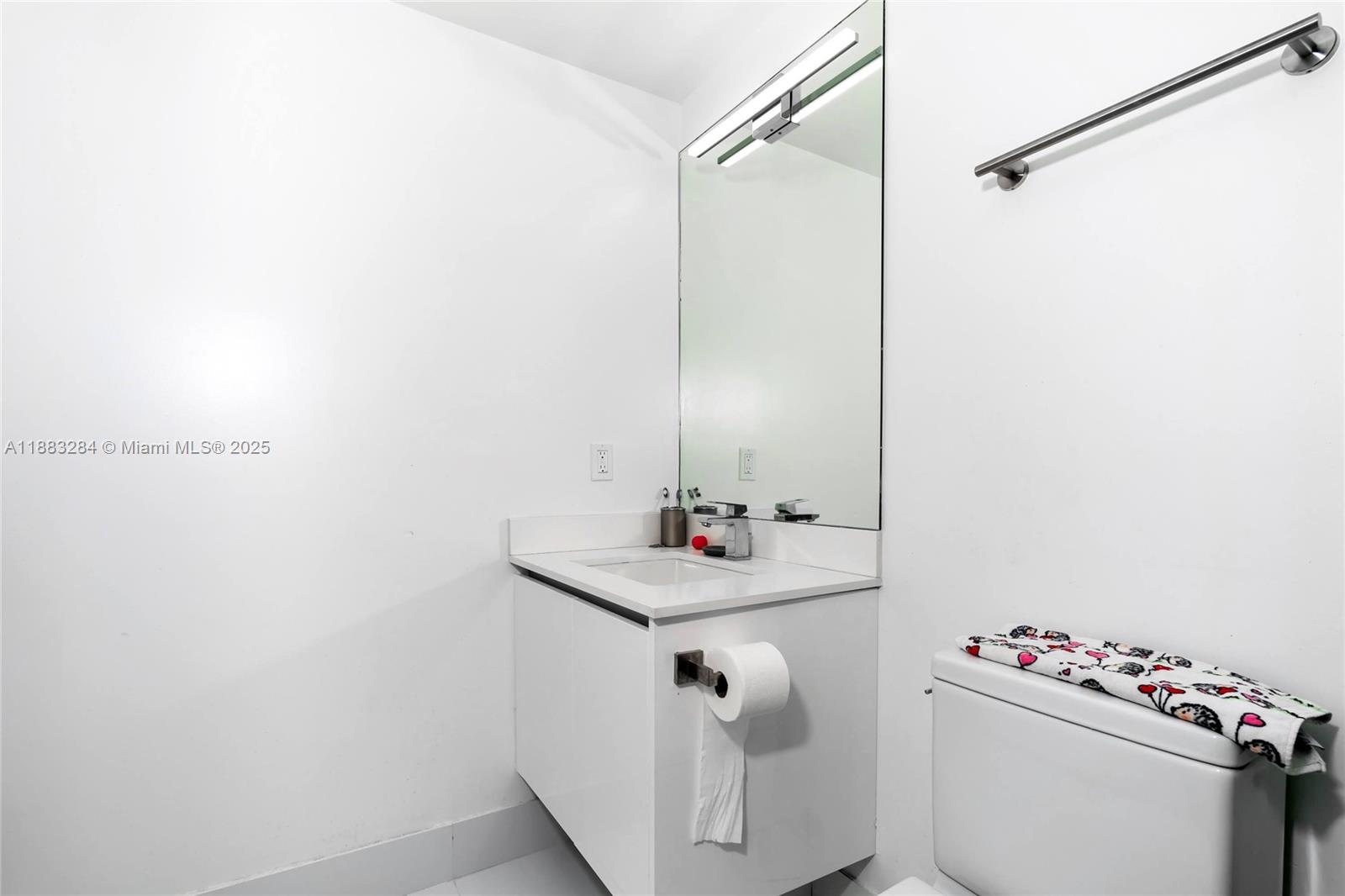 PARQUE TOWERS CONDO - Residential