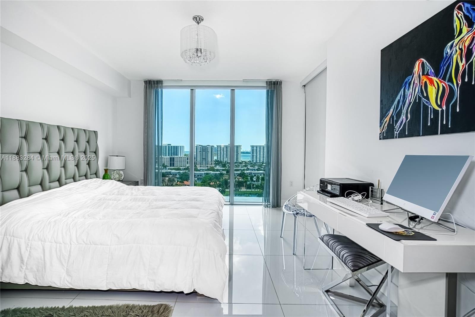 PARQUE TOWERS CONDO - Residential