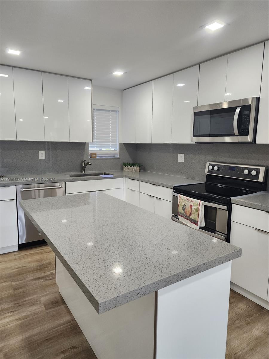 TERRAZAS DEL SOL CONDO - Residential Lease