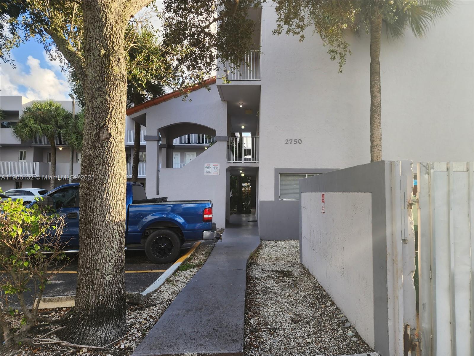 TERRAZAS DEL SOL CONDO - Residential Lease