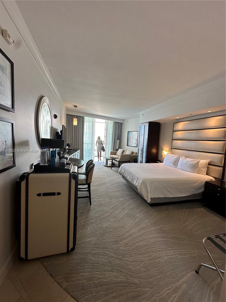 FONTAINEBLEAU III OCEAN C - Residential