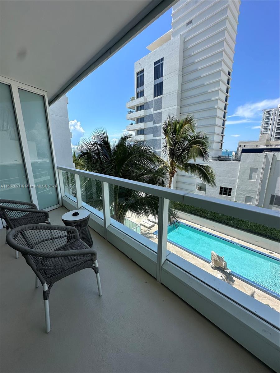 FONTAINEBLEAU III OCEAN C - Residential