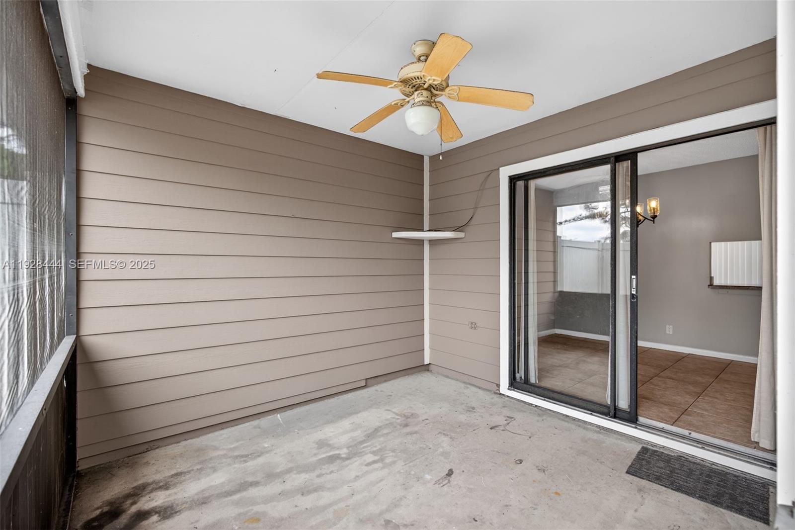 JUPITER VILLAGE TOWNHOMES - Residential