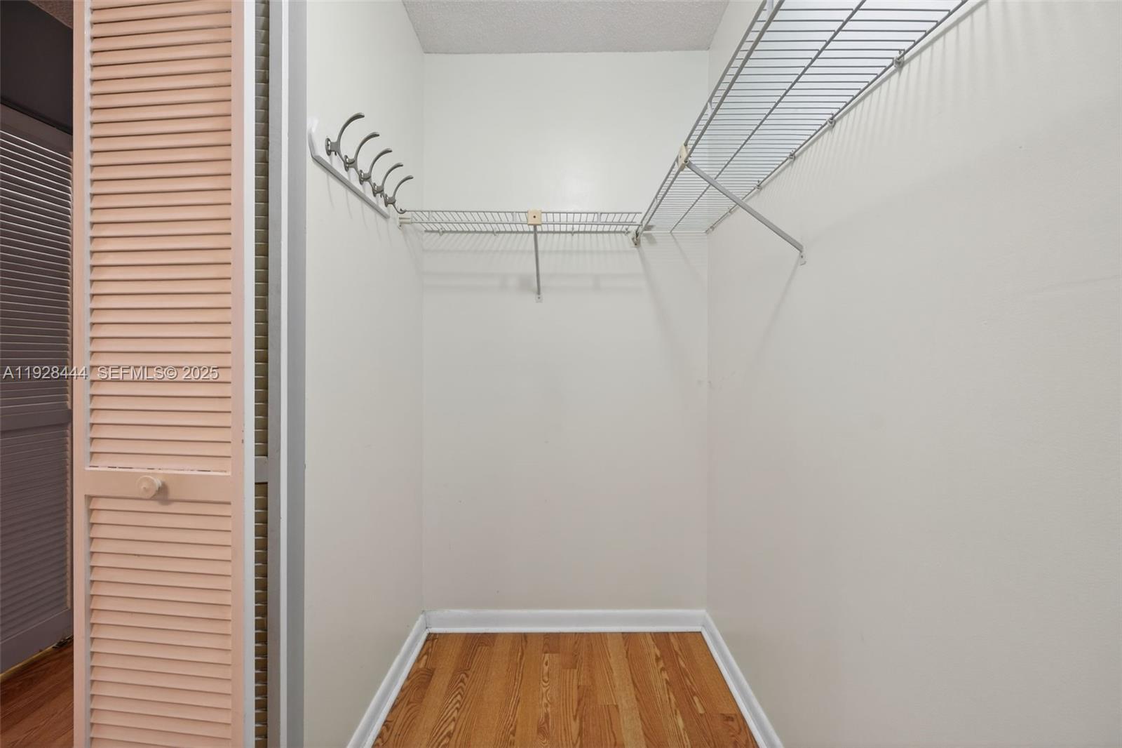 JUPITER VILLAGE TOWNHOMES - Residential