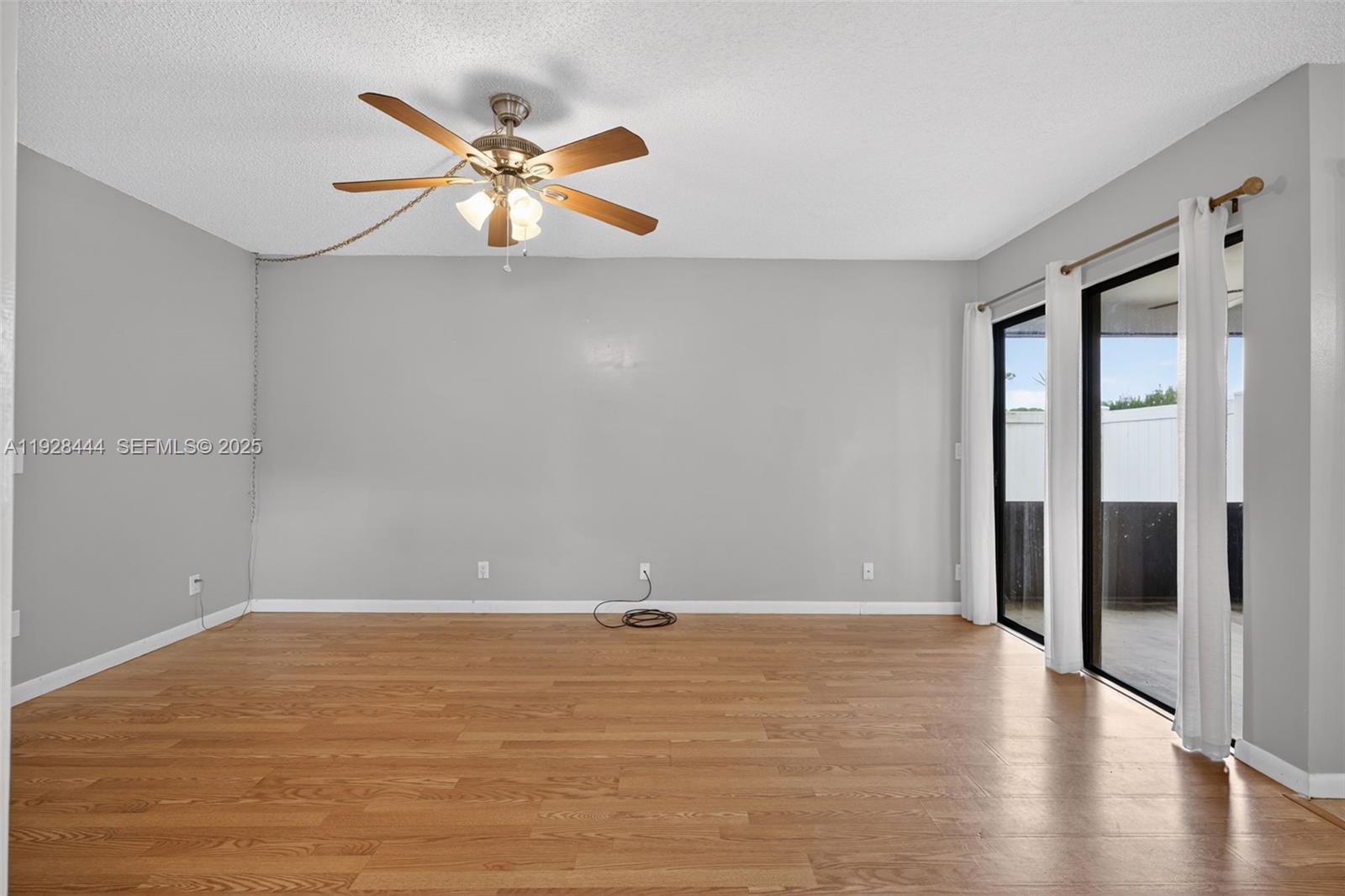 JUPITER VILLAGE TOWNHOMES - Residential