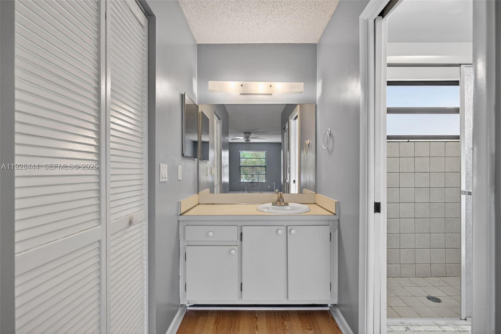 JUPITER VILLAGE TOWNHOMES - Residential