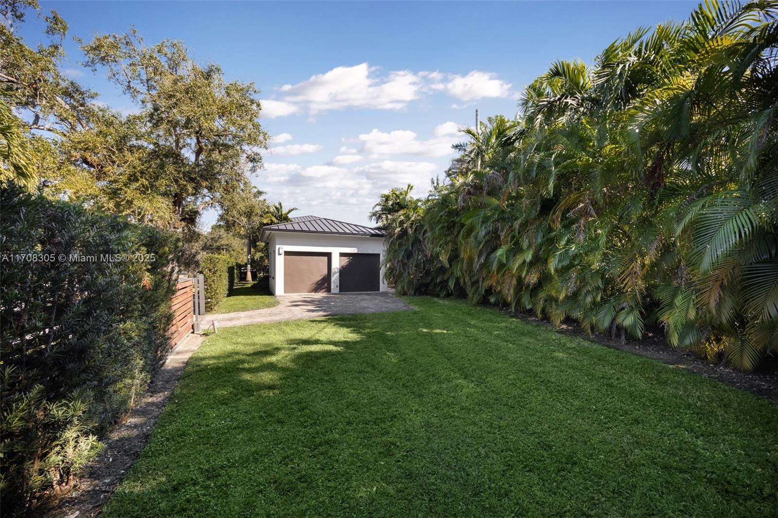 SILVER BLUFF EST SEC C - Residential