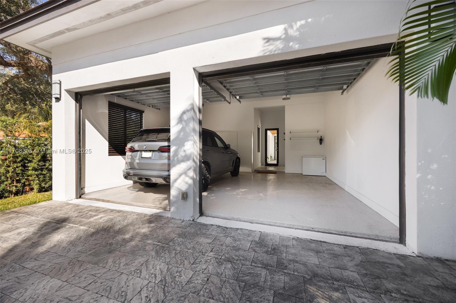 SILVER BLUFF EST SEC C - Residential