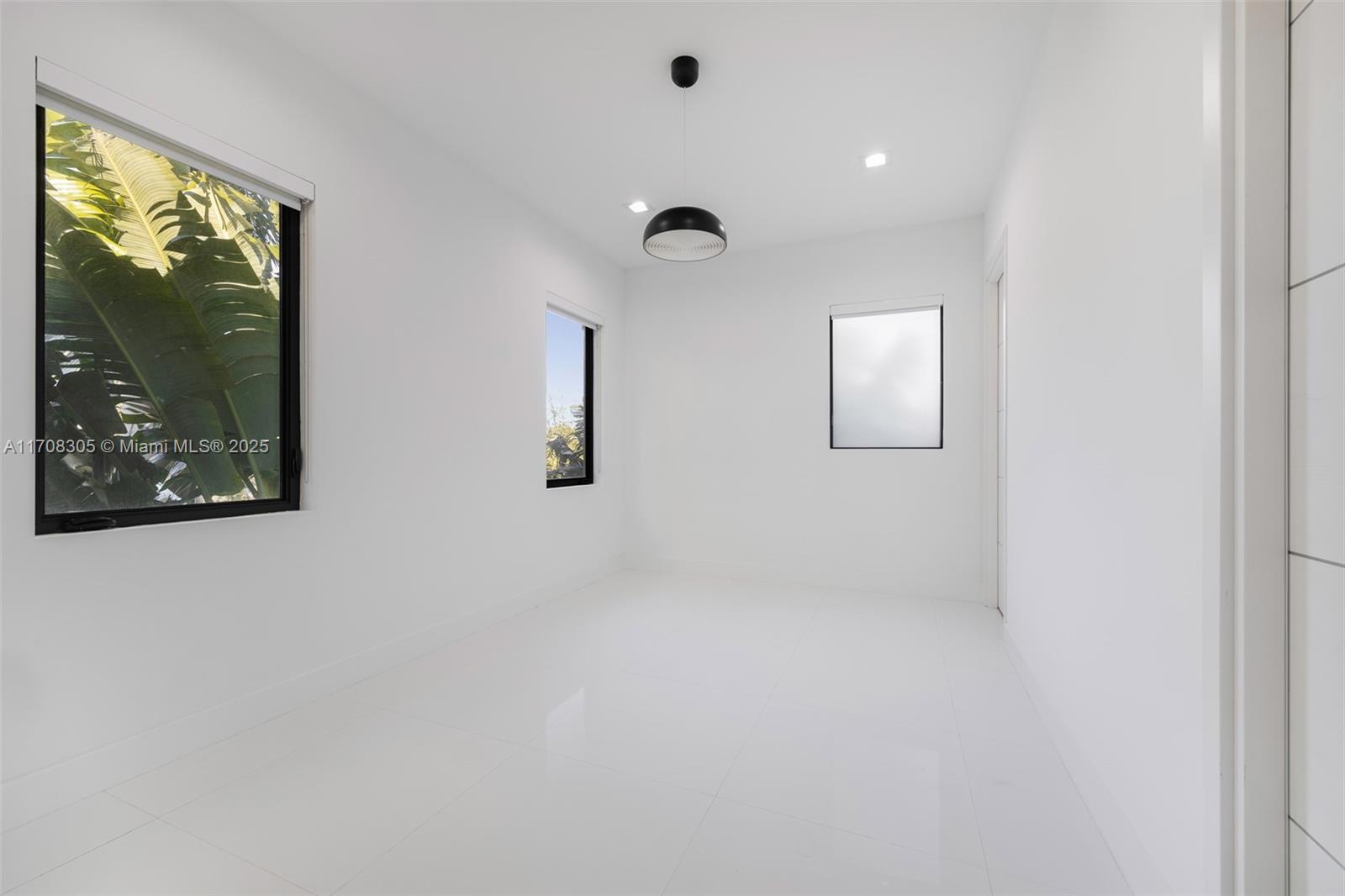 SILVER BLUFF EST SEC C - Residential