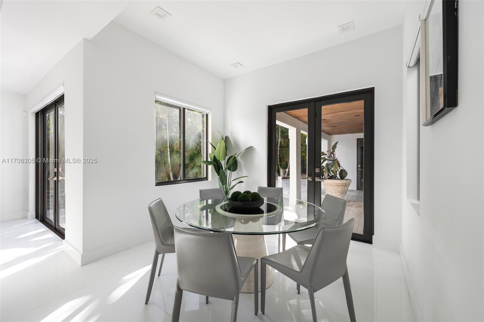 SILVER BLUFF EST SEC C - Residential