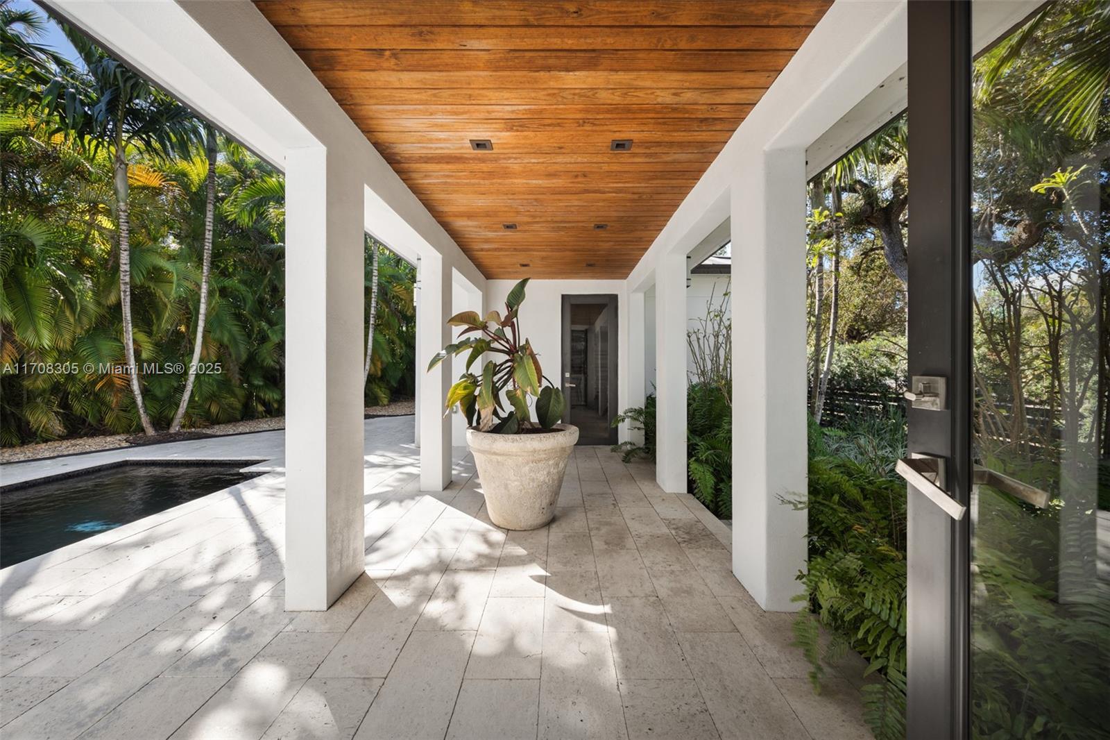 SILVER BLUFF EST SEC C - Residential