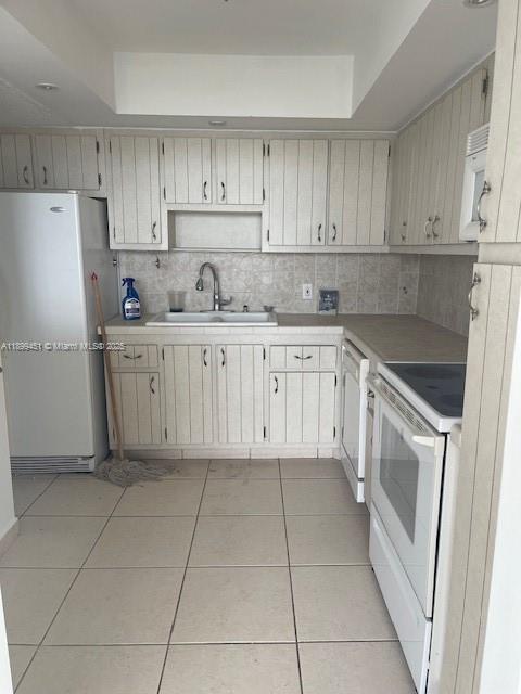 CRESTVIEW TOWERS CONDO - Residential Lease