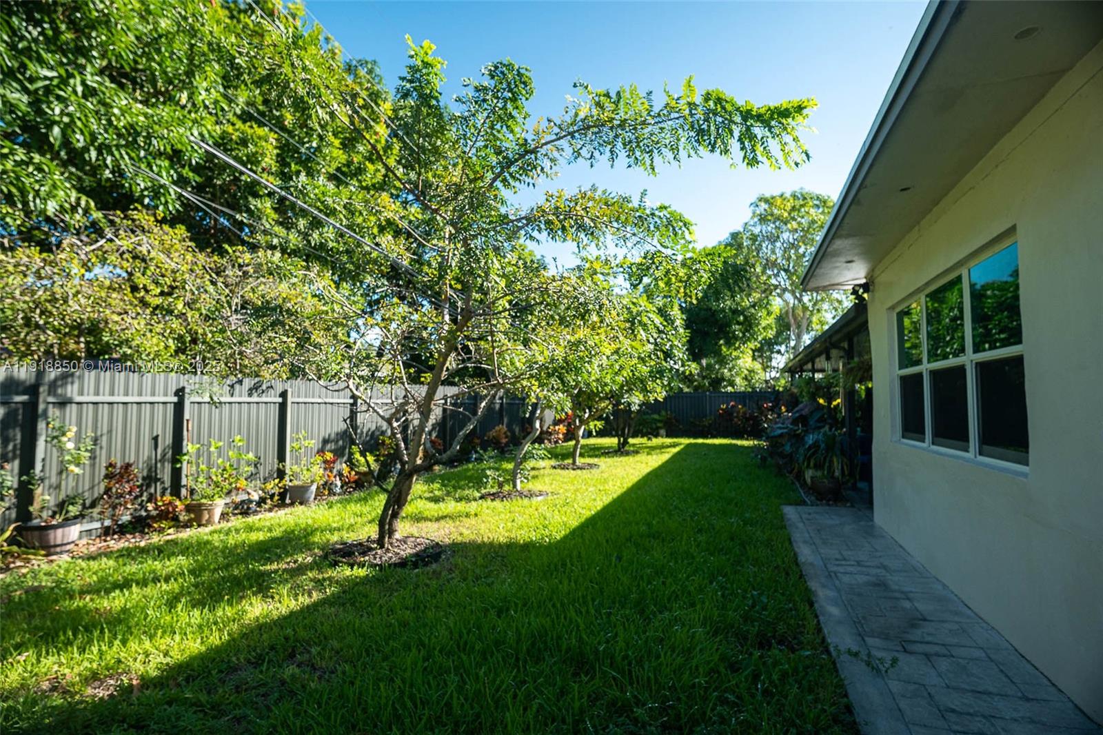 SCOTT LAKE MANOR SEC 4 - Residential