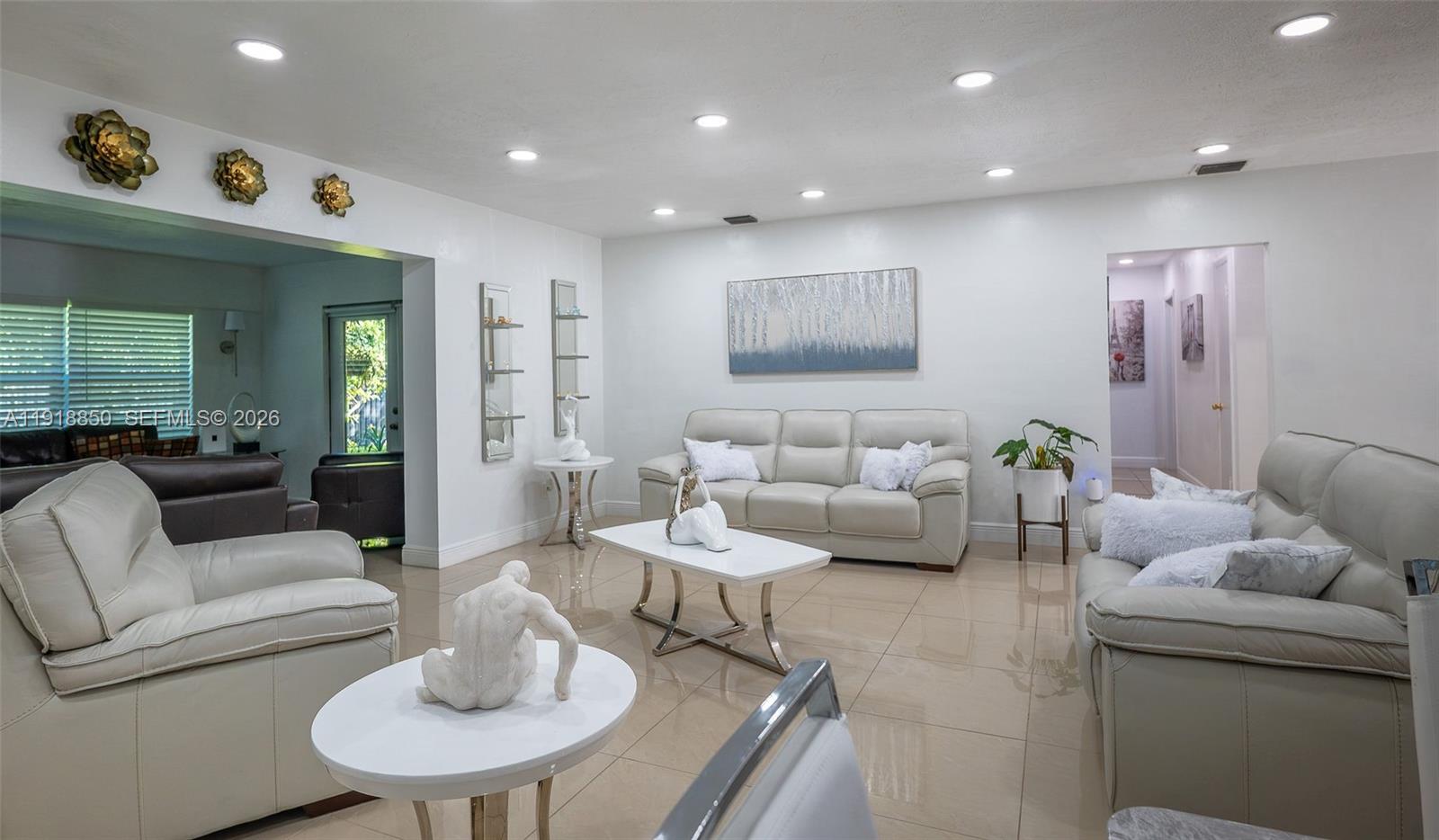 SCOTT LAKE MANOR SEC 4 - Residential