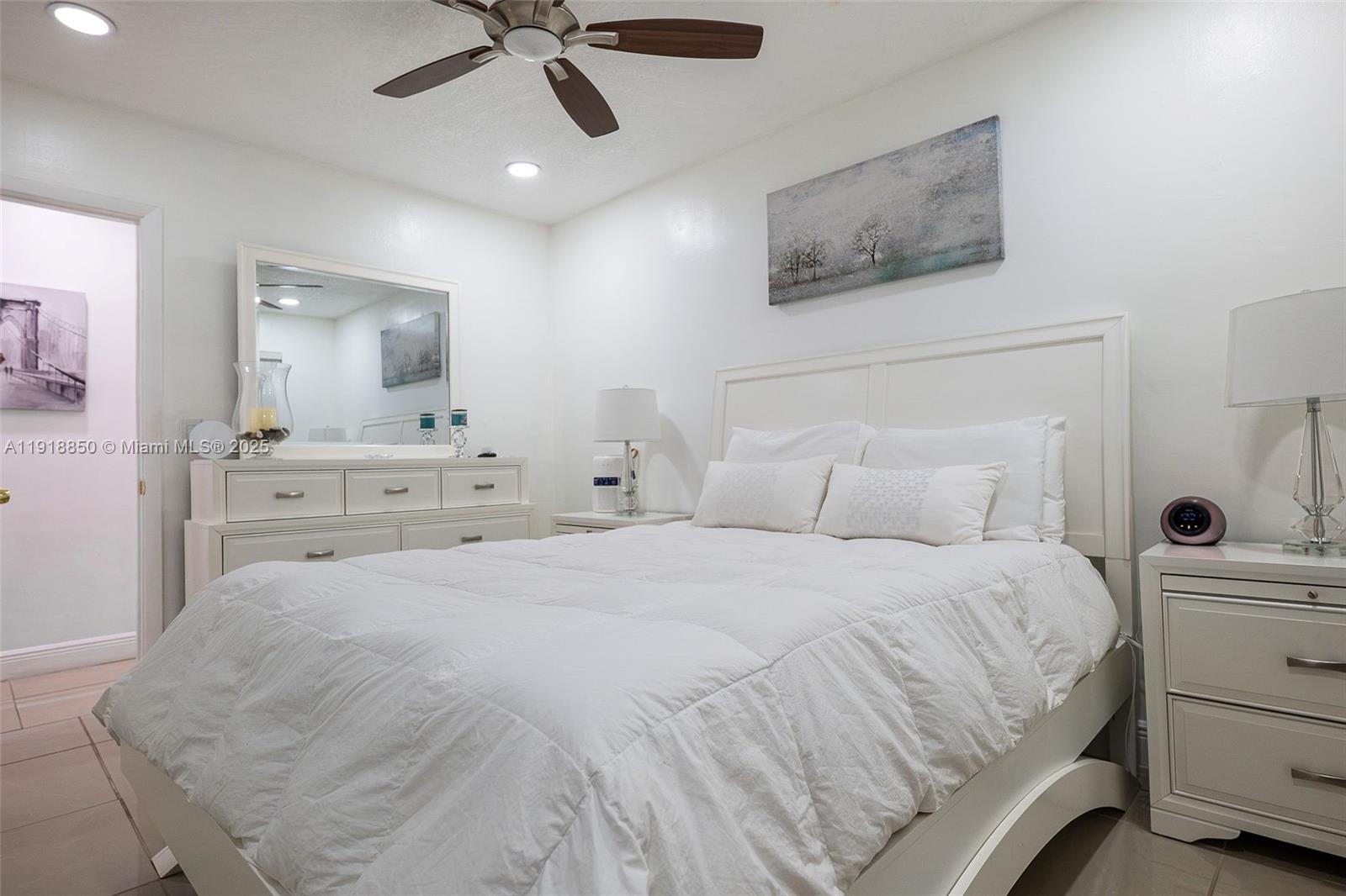 SCOTT LAKE MANOR SEC 4 - Residential