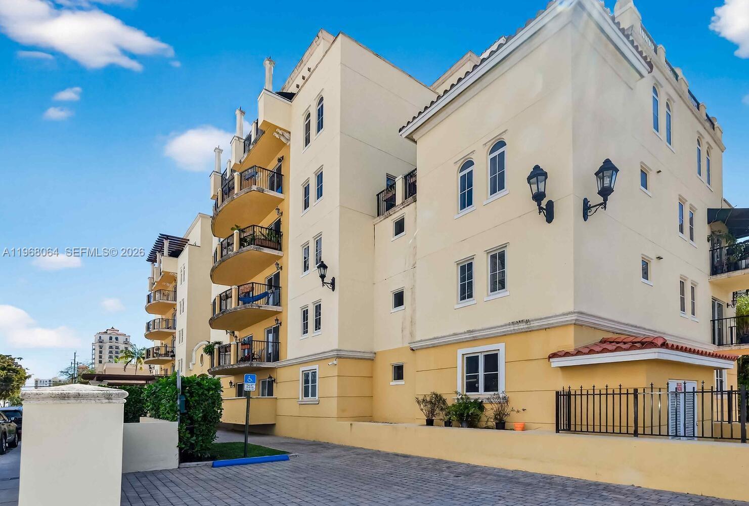 VILLA ISABELLA CONDO - Residential