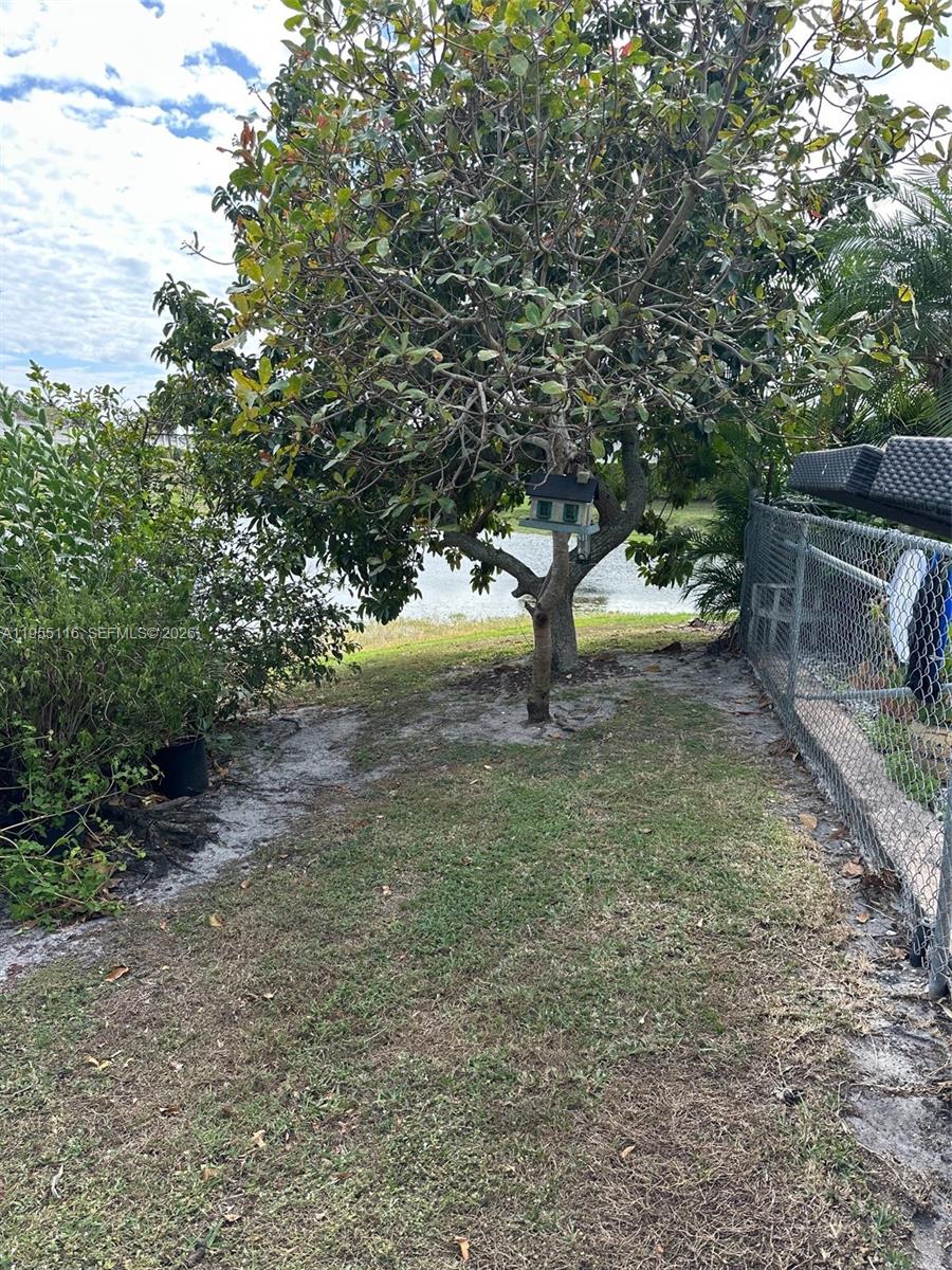 LAKESIDE GREEN PL 2 - Residential