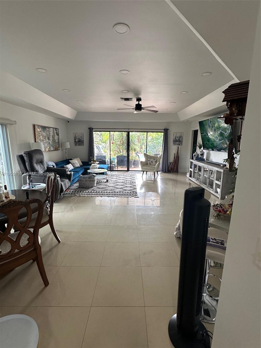 LAKESIDE GREEN PL 2 - Residential