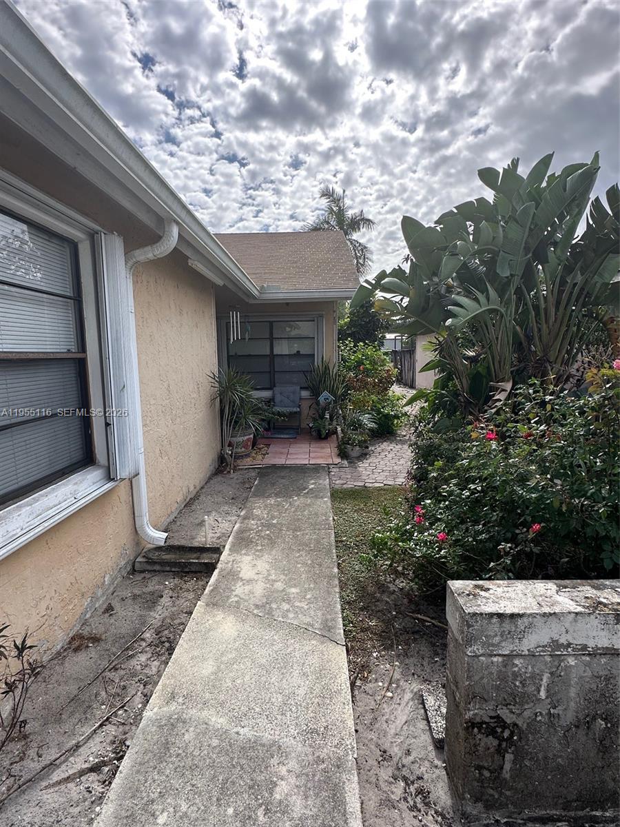 LAKESIDE GREEN PL 2 - Residential