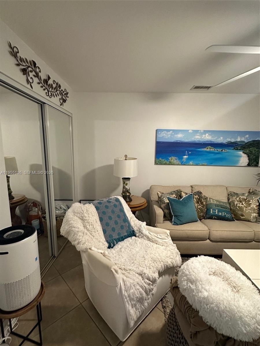 LAKESIDE GREEN PL 2 - Residential