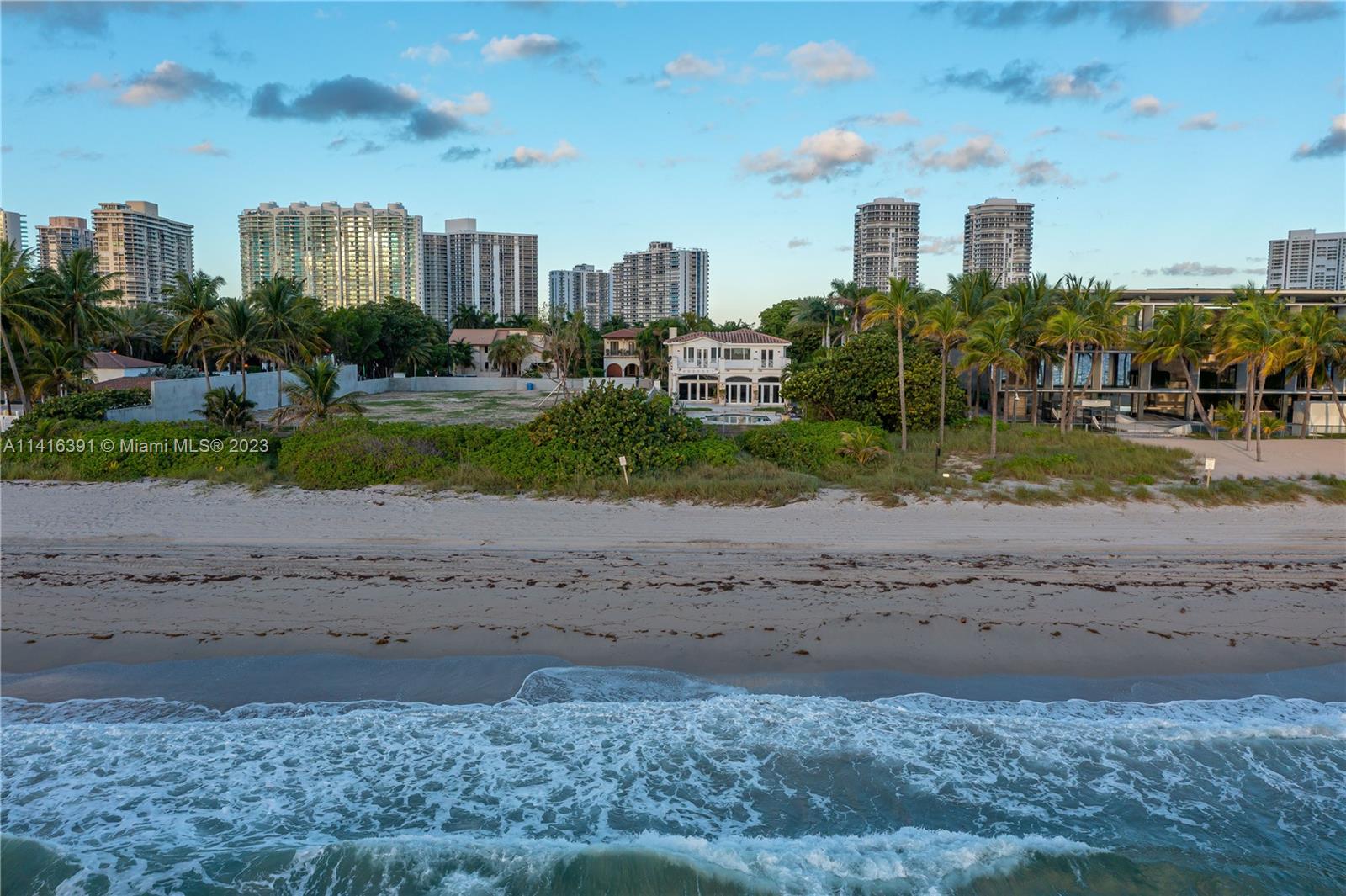 GOLDEN BEACH SEC B - Residential