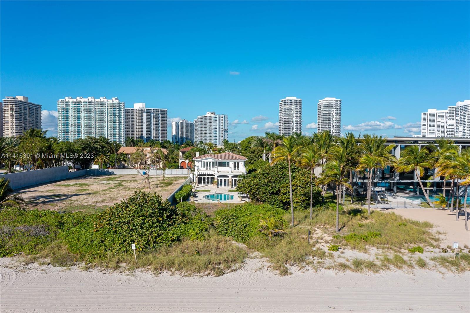 GOLDEN BEACH SEC B - Residential