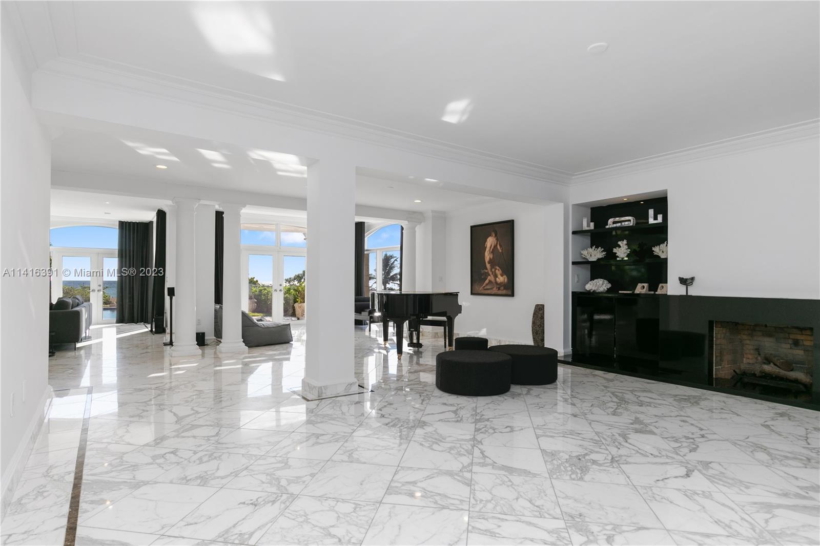 GOLDEN BEACH SEC B - Residential