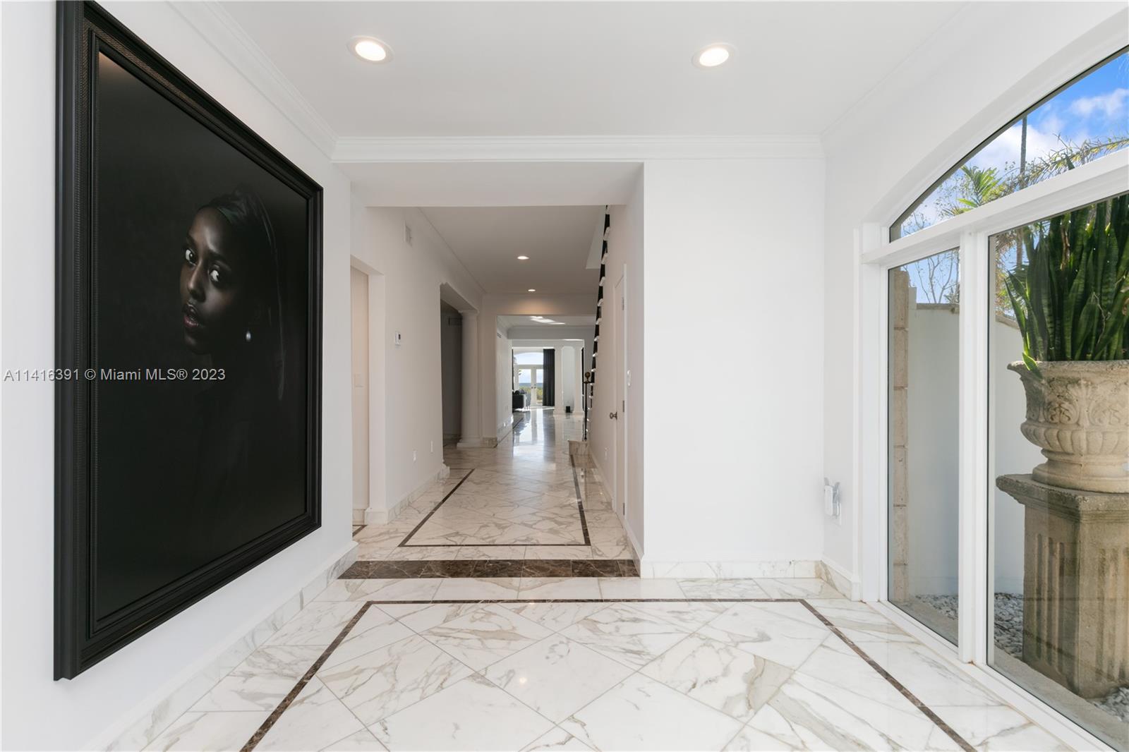 GOLDEN BEACH SEC B - Residential