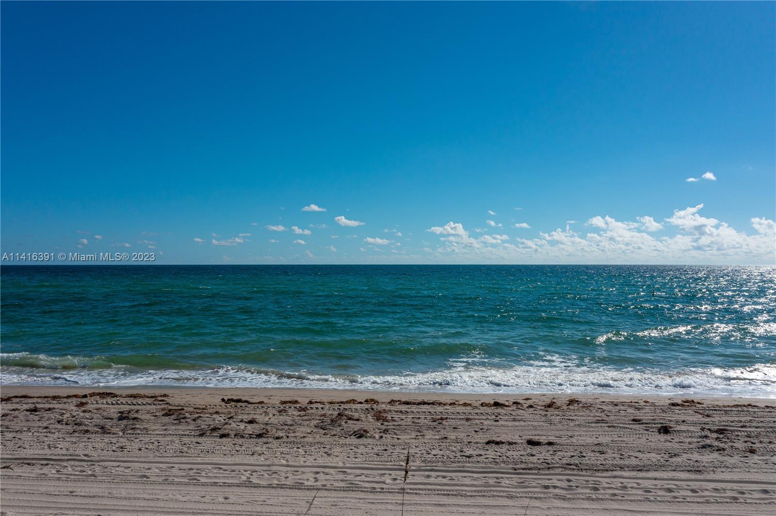 GOLDEN BEACH SEC B - Residential