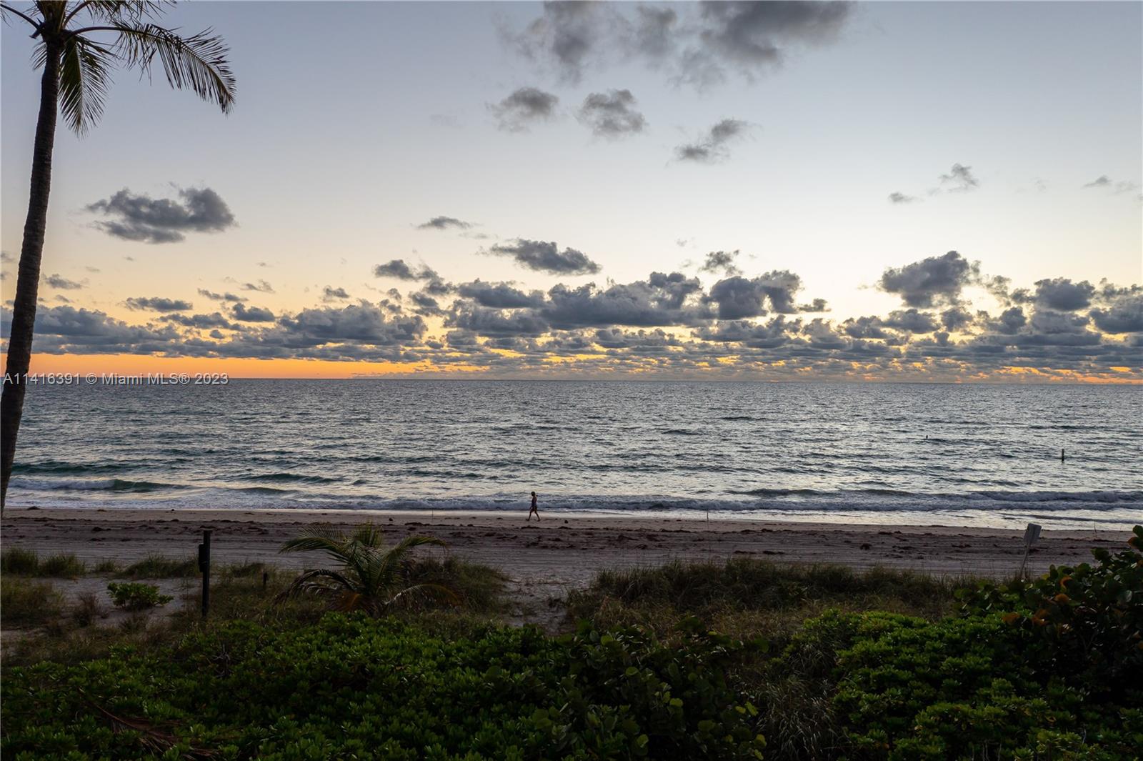 GOLDEN BEACH SEC B - Residential