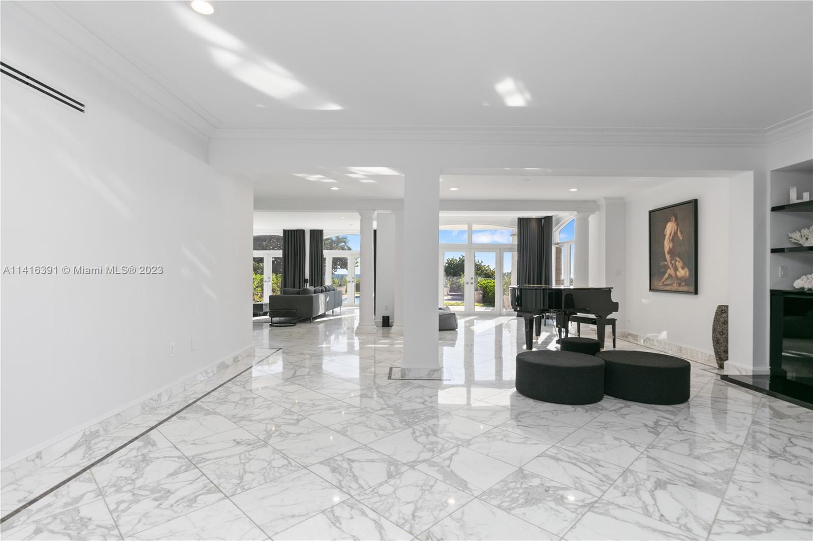 GOLDEN BEACH SEC B - Residential