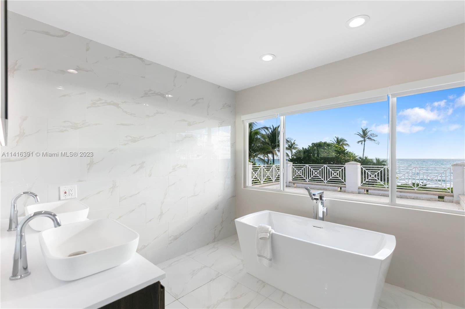 GOLDEN BEACH SEC B - Residential