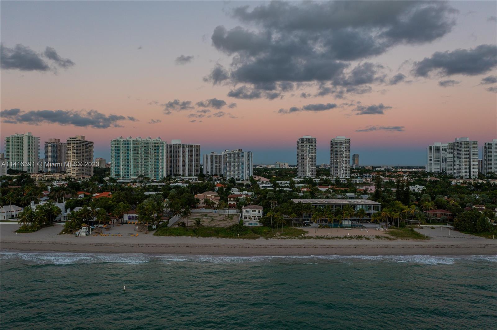 GOLDEN BEACH SEC B - Residential