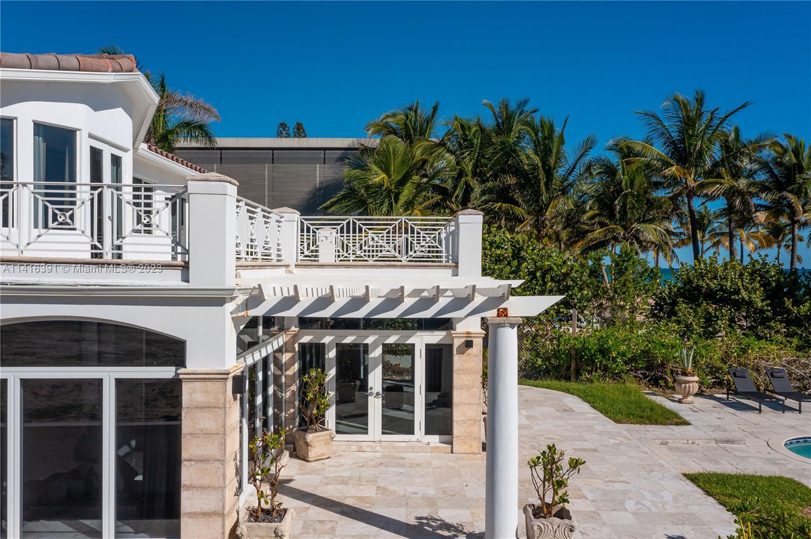 GOLDEN BEACH SEC B - Residential