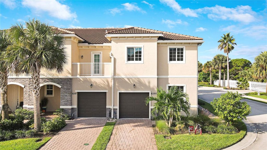 Photo of 6295 SE Portofino Cir, Hobe Sound, FL 33455 (MLS # A11468741)