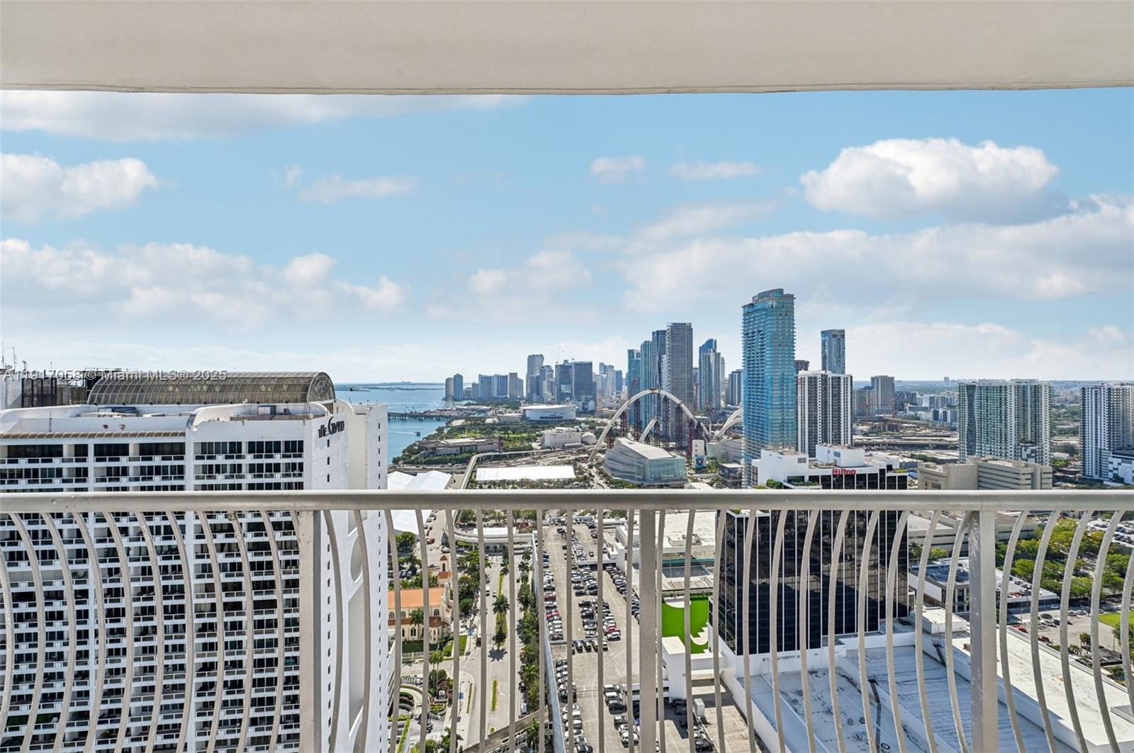 OPERA TOWER CONDO - Residential