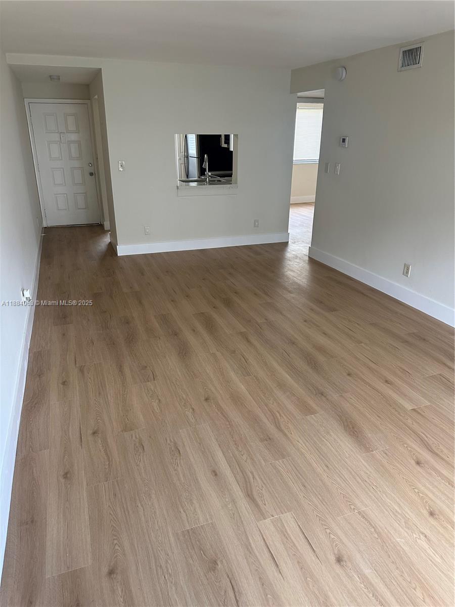 MALIBU CLUB CONDO - Residential Lease